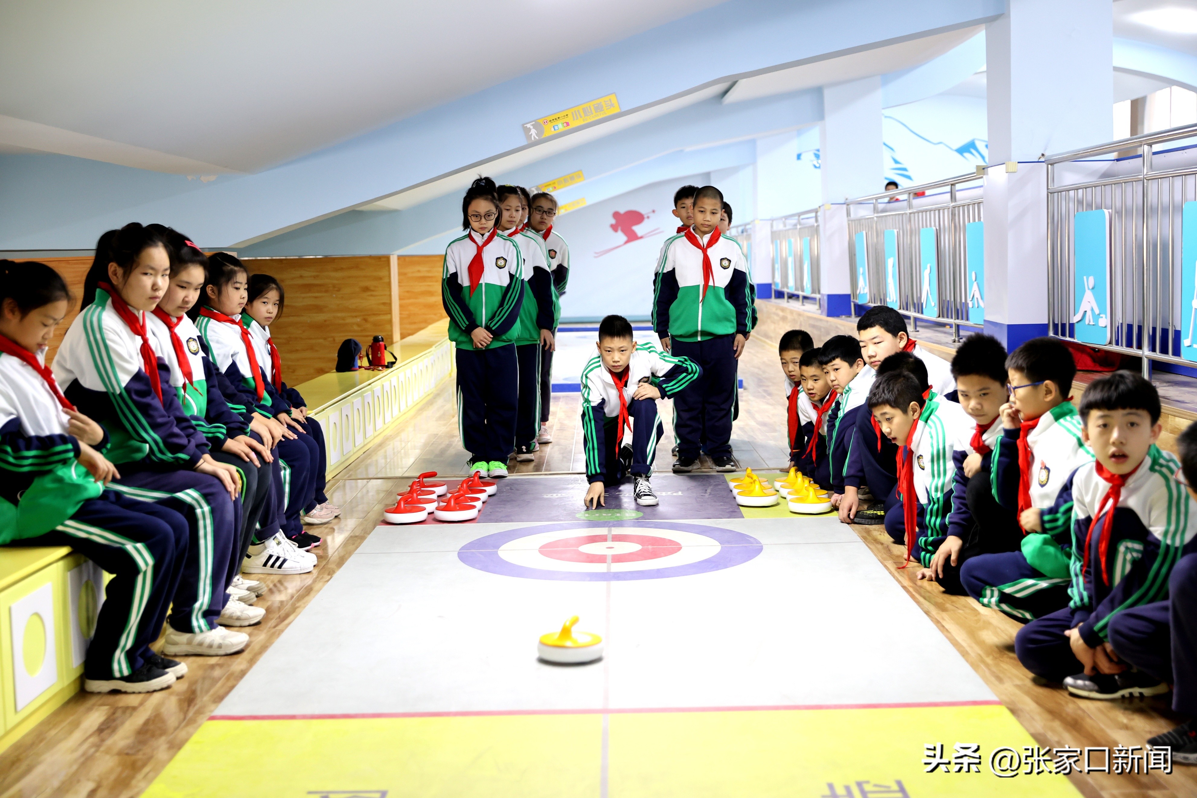 课后服务老师采访,课后服务学生采访搞笑原版