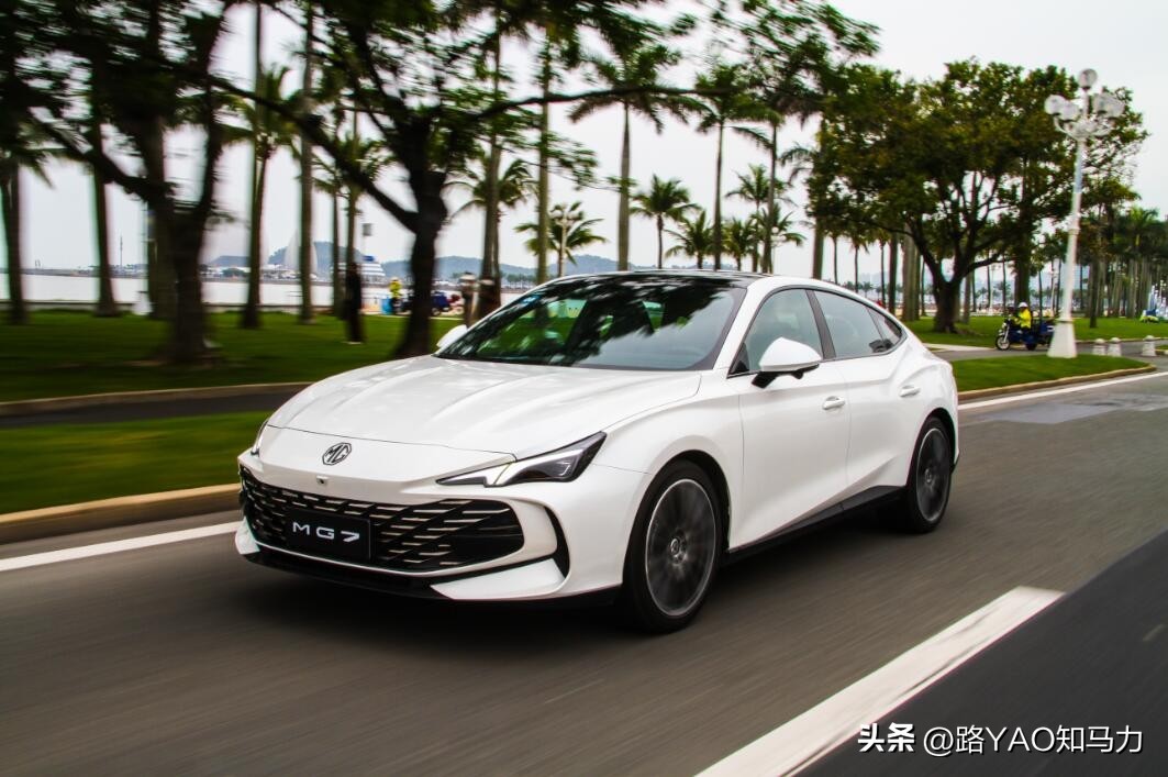 被颜值掩盖的真相?试驾MG71.5TDCT至美优雅版