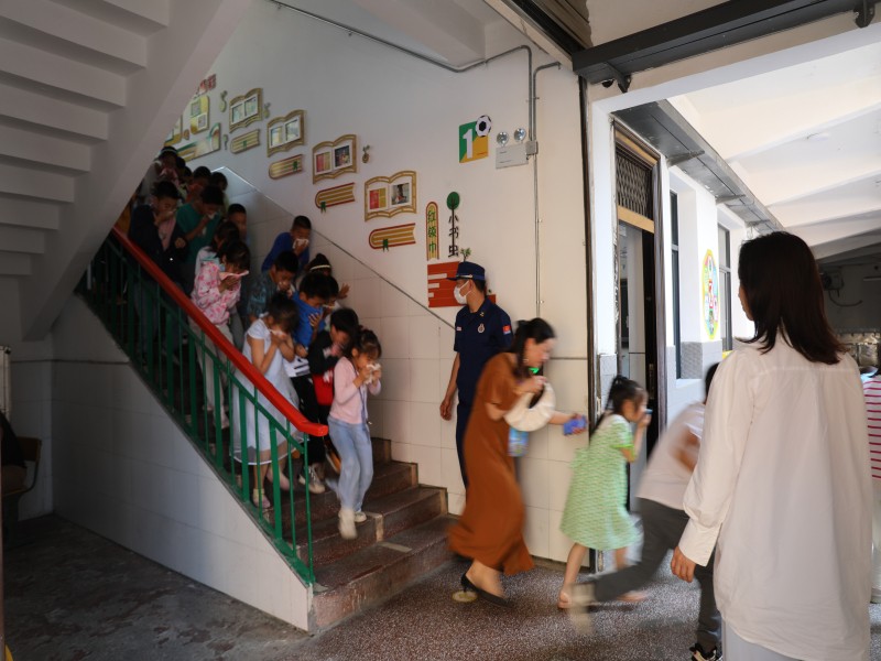 消防大队开展六一儿童节活动,消防六一儿童节慰问