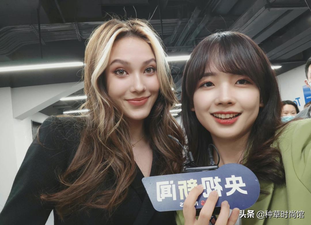 八字刘海怎么打理才不会显头秃,12岁圆脸头秃长发适合剪什么刘海