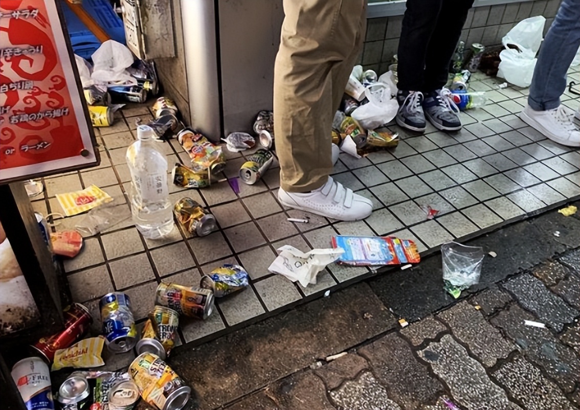 小日子演戏,小日子演戏诠释什么