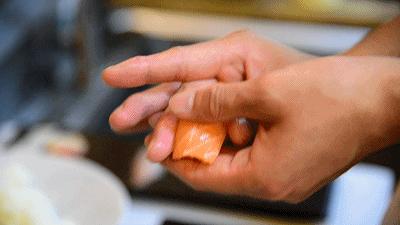 生活还是得靠美食来调节一下情绪,生活不仅要吃甜头还要吃肉下一句