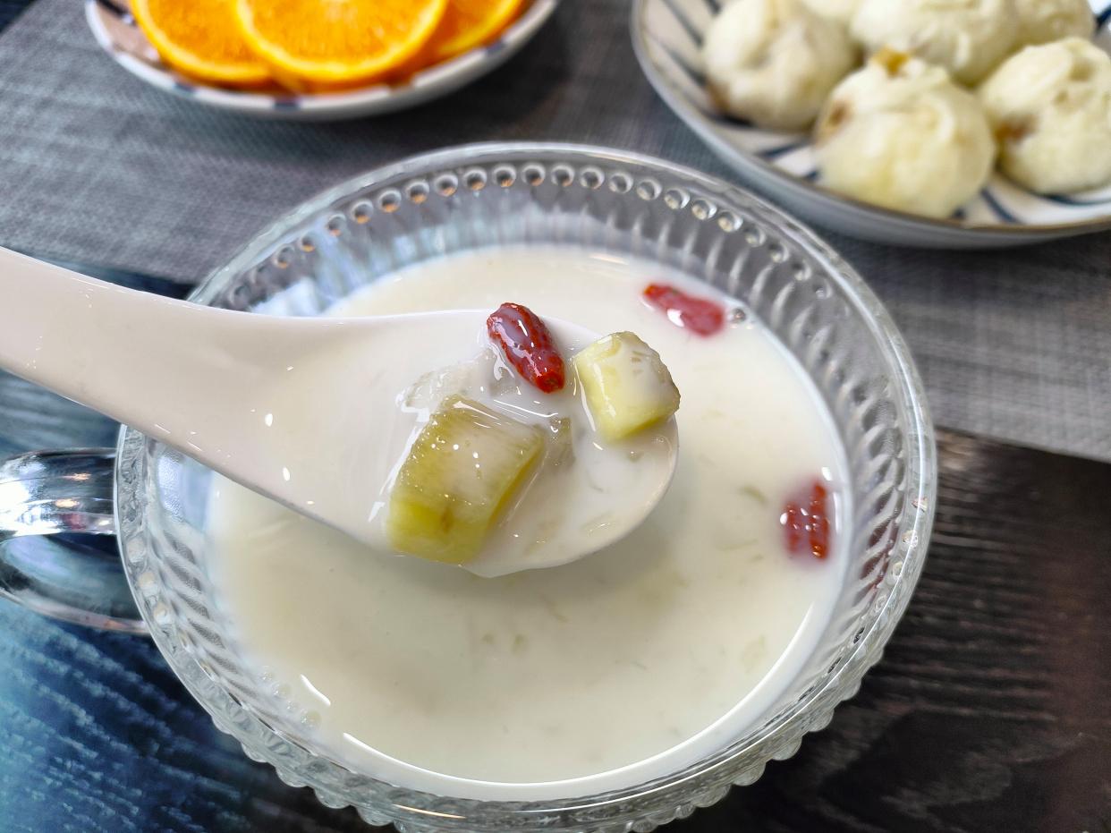 老两口免费早餐,东北老两口的早餐