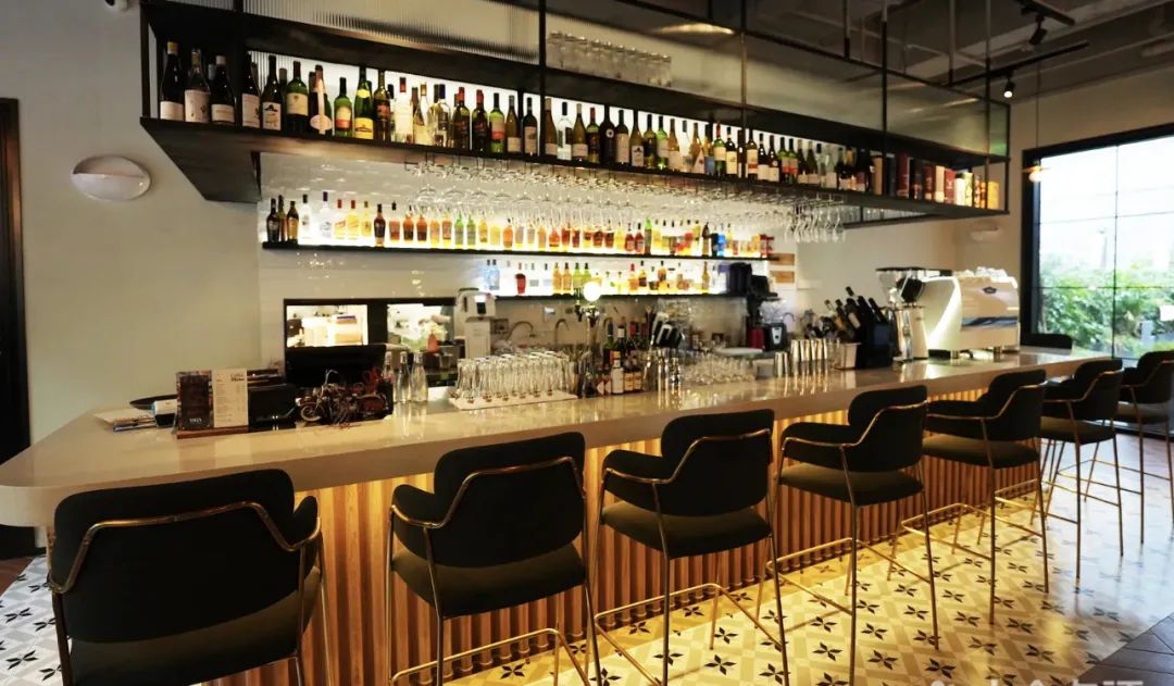 世界杯全国狂欢场面,大屏幕看世界杯球赛的好去处