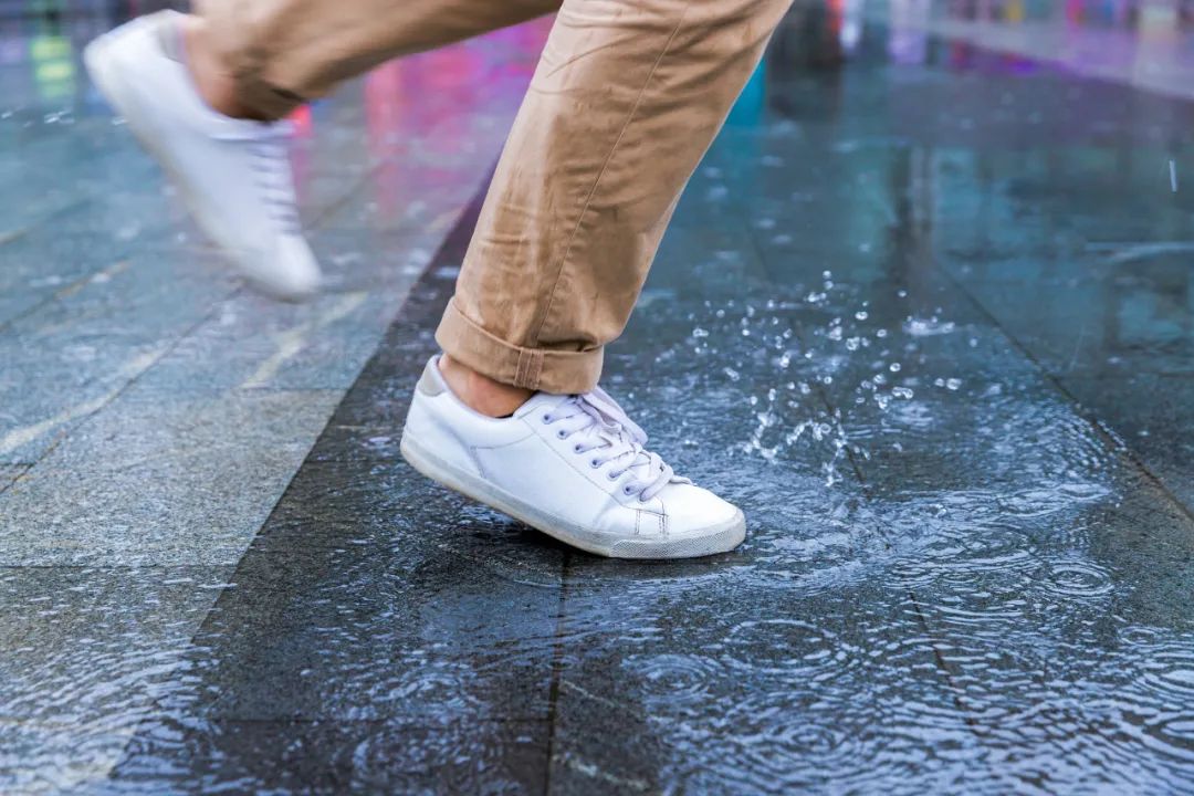 现在几点了用英语怎么说when,现在几点了用汉语怎么说