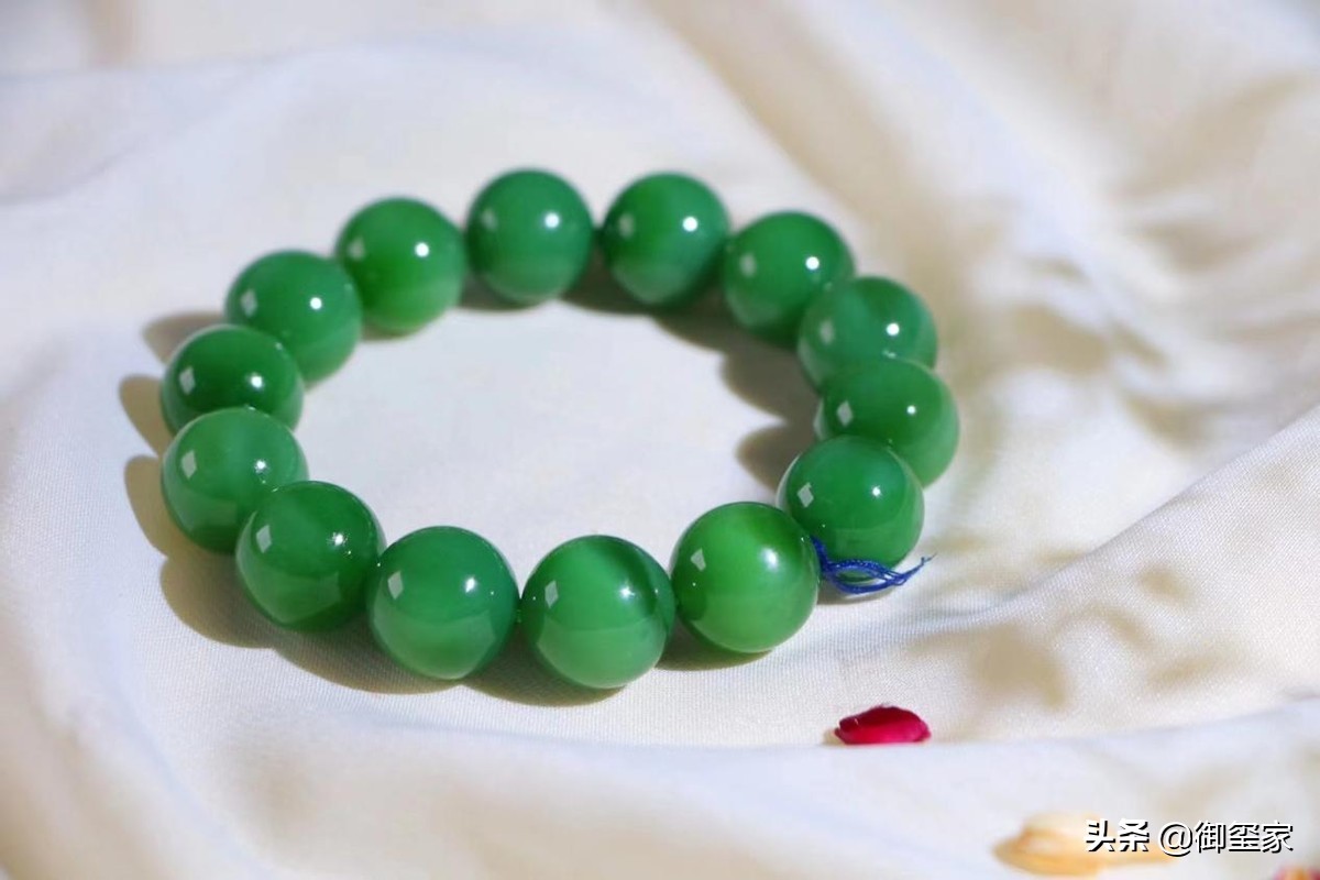 五行缺火缺木戴什么和田玉,和田玉属性五行属什么