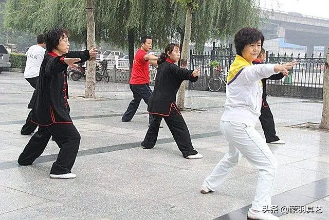 女功夫大师闫芳,武林高手闫芳