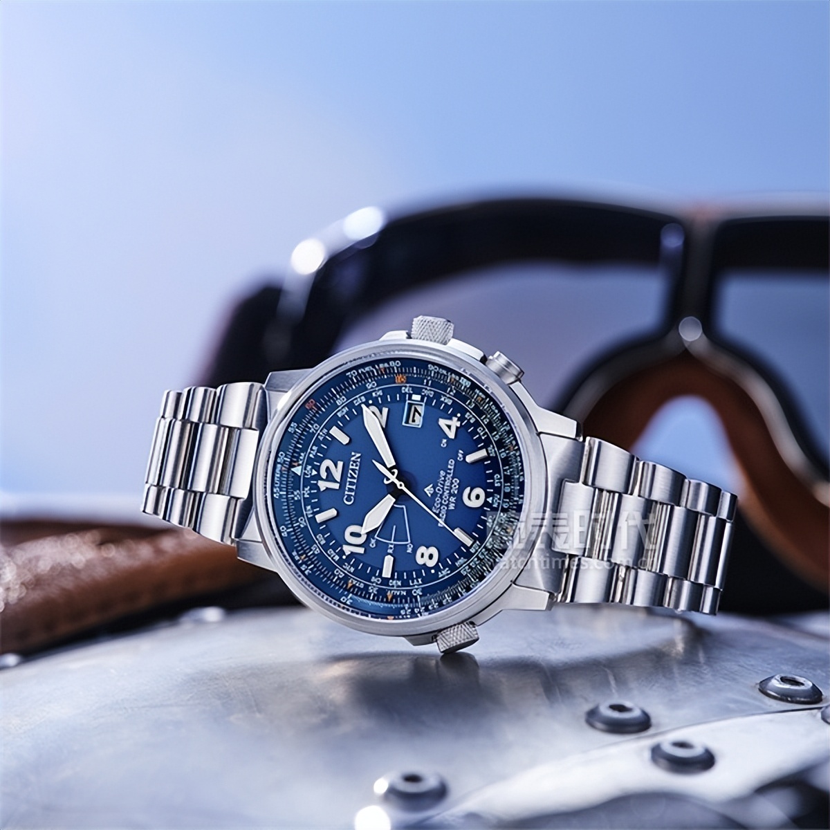 黄景瑜西铁城同款,黄景瑜戴的是什么手表