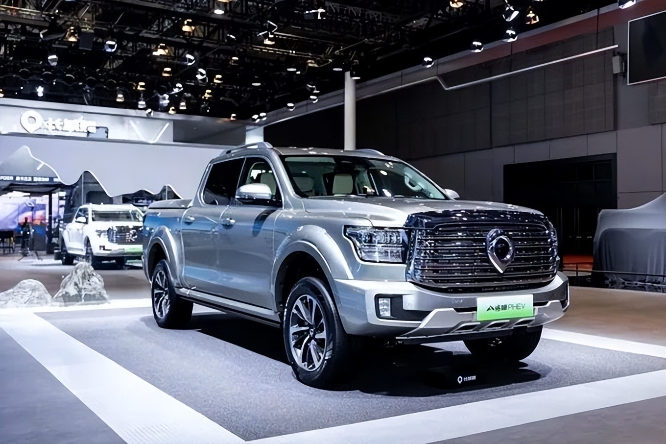 比亚迪皮卡混动,混动皮卡来了比亚迪皮卡曝光