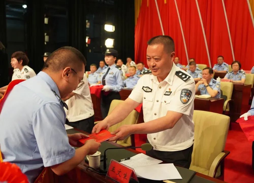 保山夏季治安打击整治百日行动,曲靖警方百日行动