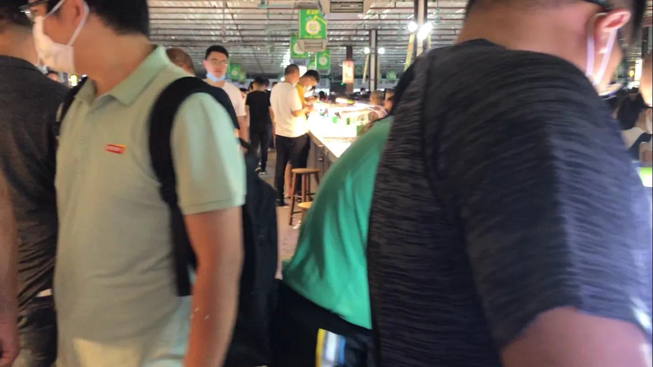 翡翠市场菜市场,翡翠市场热闹