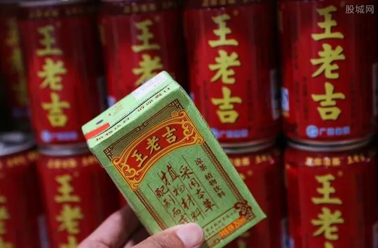 王老吉陈鸿道是王老吉的后代吗,凉茶大王陈鸿道80亿身价