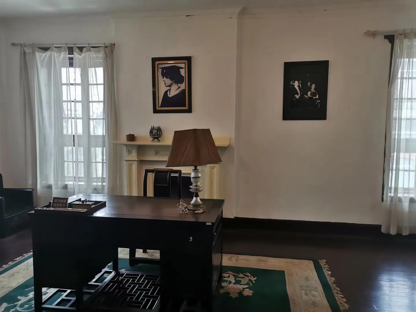 寰愬窞鍒伴噸搴嗗叚鏃ユ父,浠庡緪宸炲幓鏃犻敗鏃呮父