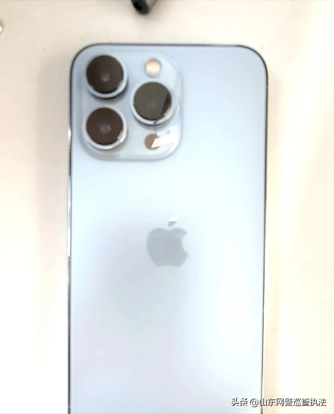 花别人的钱挺爽？借来的微信里有“巨款”，女子疯狂买买买后终落网！