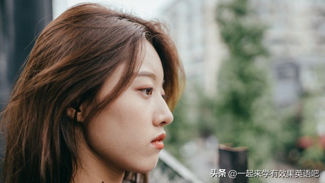 从《等待戈多》探讨世界是否有意义，意义在哪里？