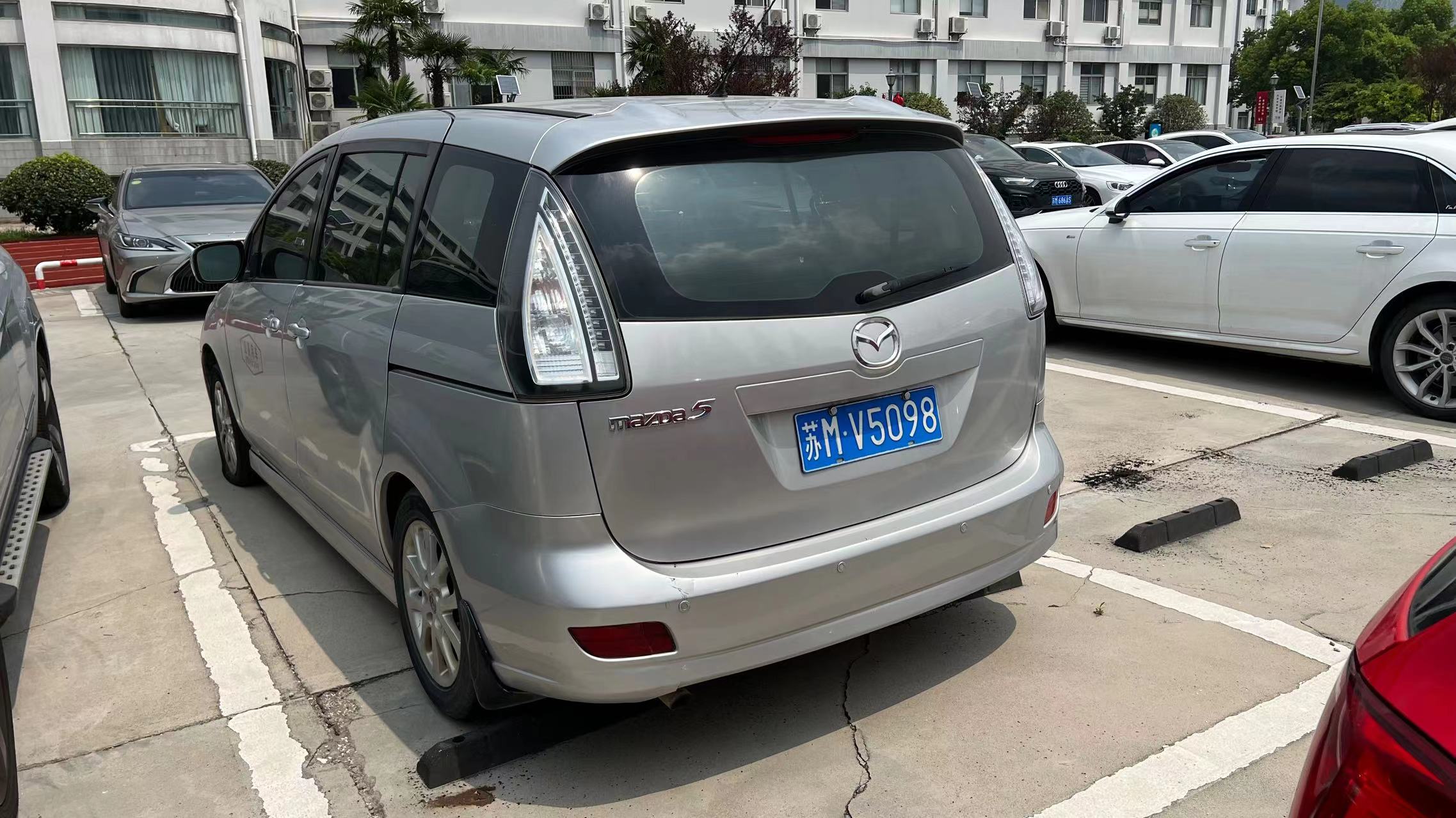 政府公务用车拍卖网站,公务用车报废拍卖在哪个网