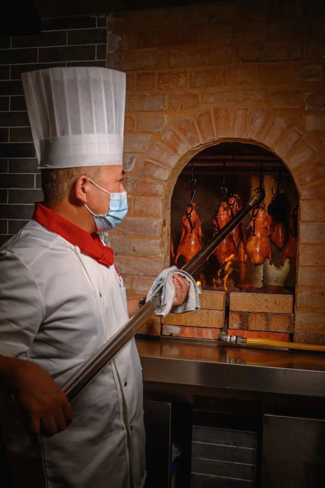 北京烤鸭香酥地道,北京地道烤鸭盒装好吃吗