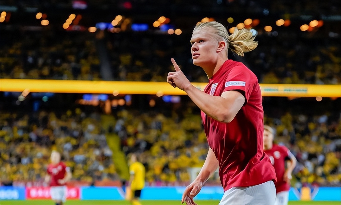 足坛现役十大中锋排行,足坛10大中锋