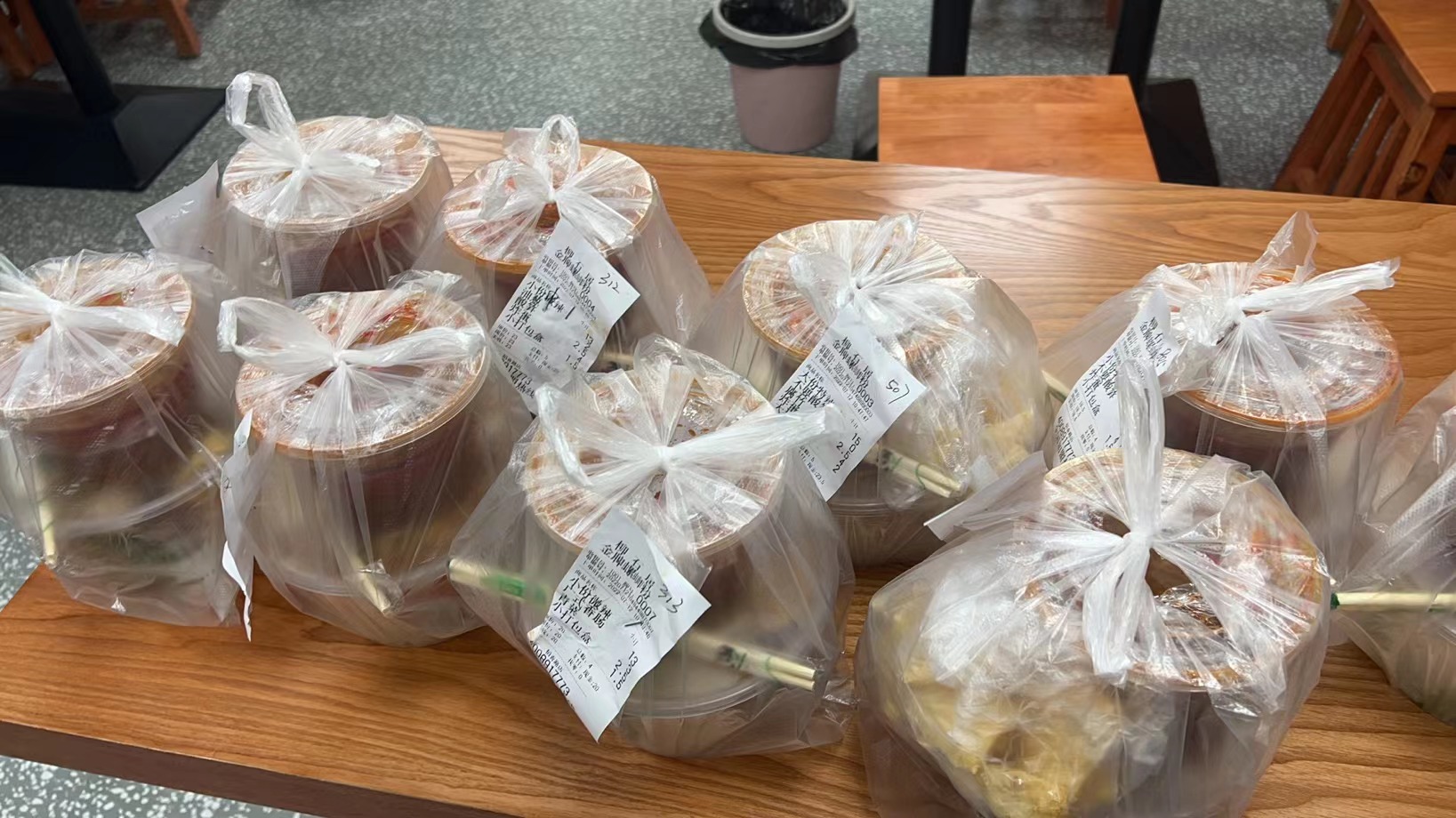 援锡医护人员,援苏医护入住五星级酒店