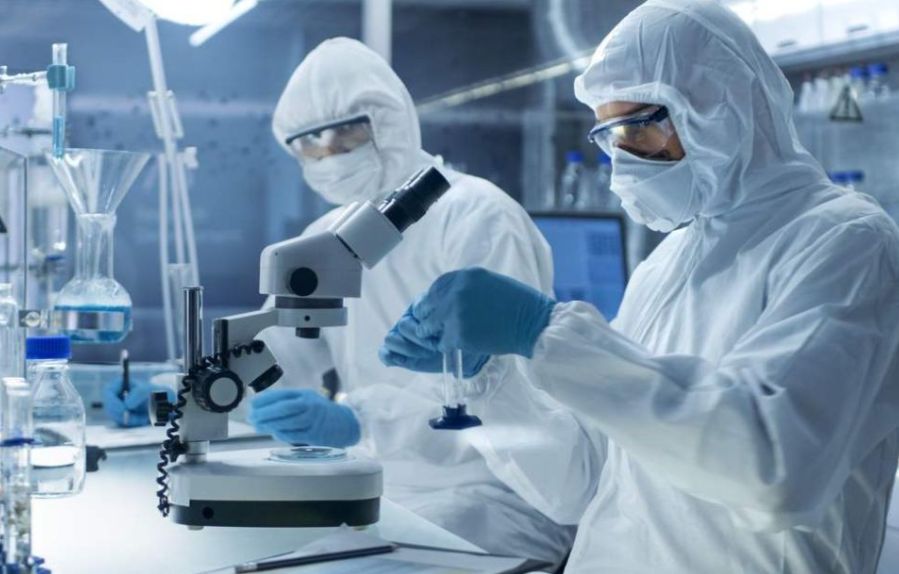 婴儿总是要抱抱怎么办,婴儿哭闹老是要求抱抱