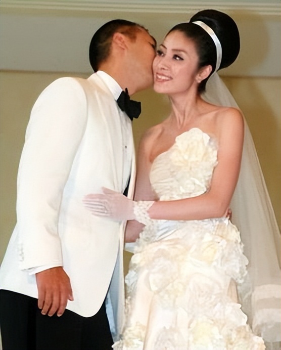 向华强和陈慧琳的关系,陈慧琳向华强什么关系