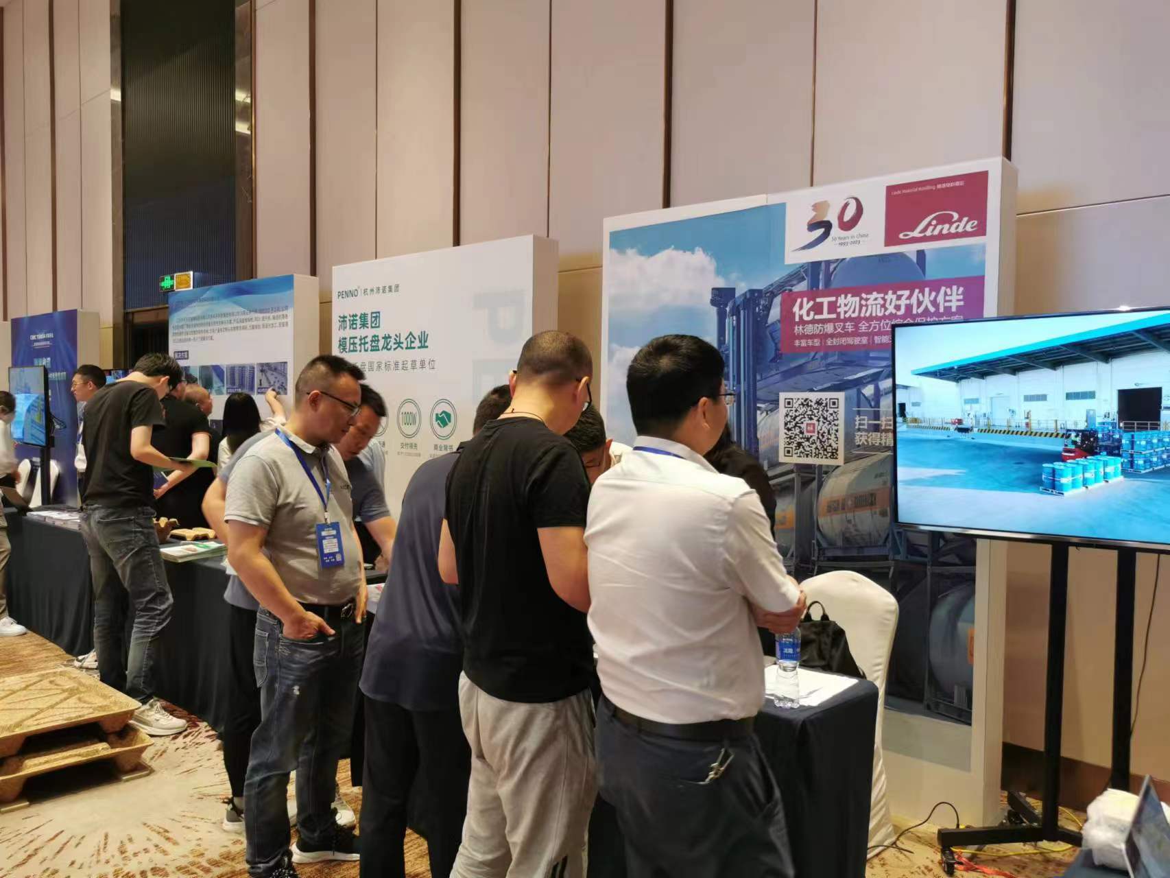 林德叉车全自动无人操作,林德伯格2024上海展览会