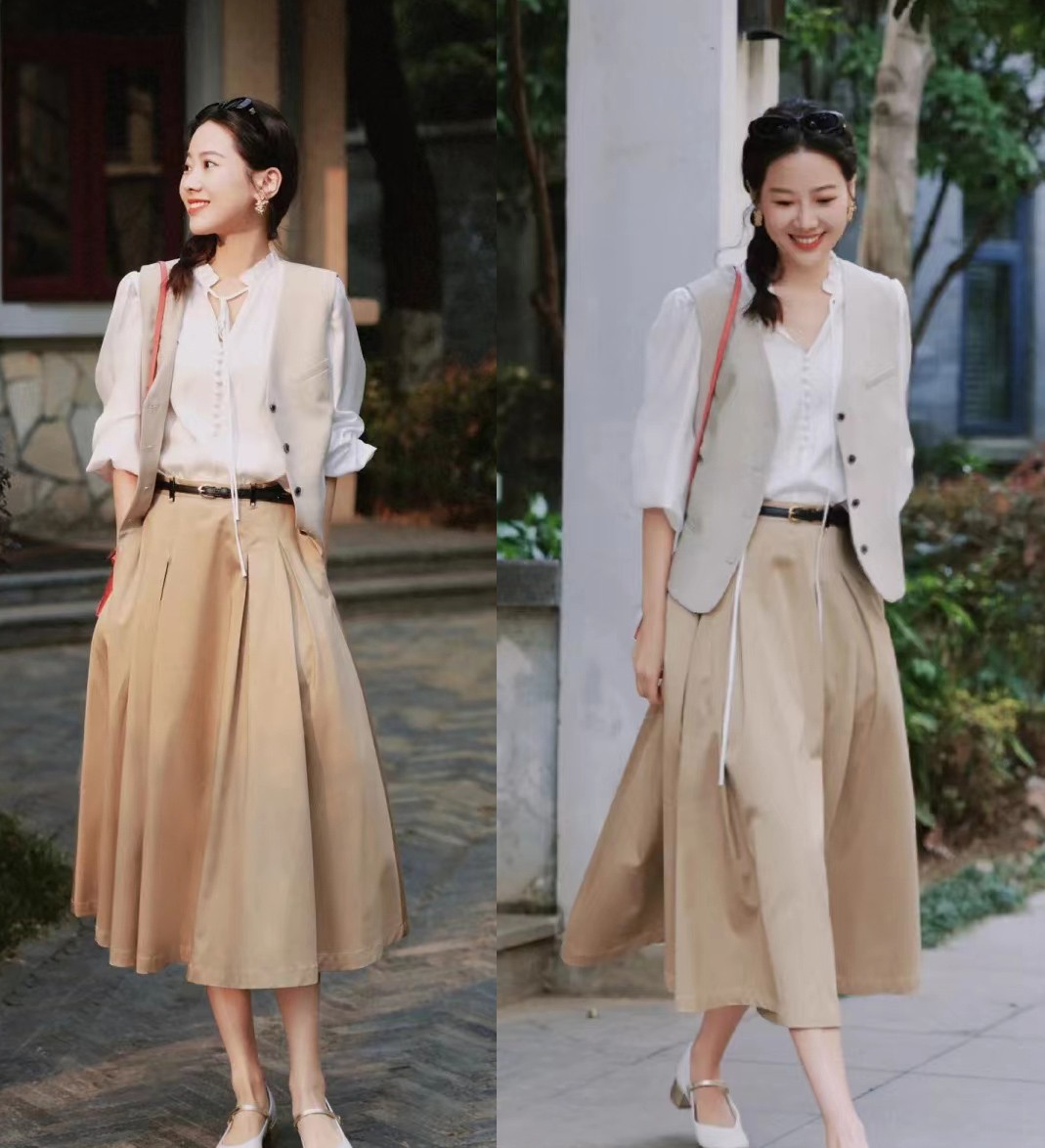 春季建议你多穿“裙子”！这3个半身裙的搭配公式，真显气质