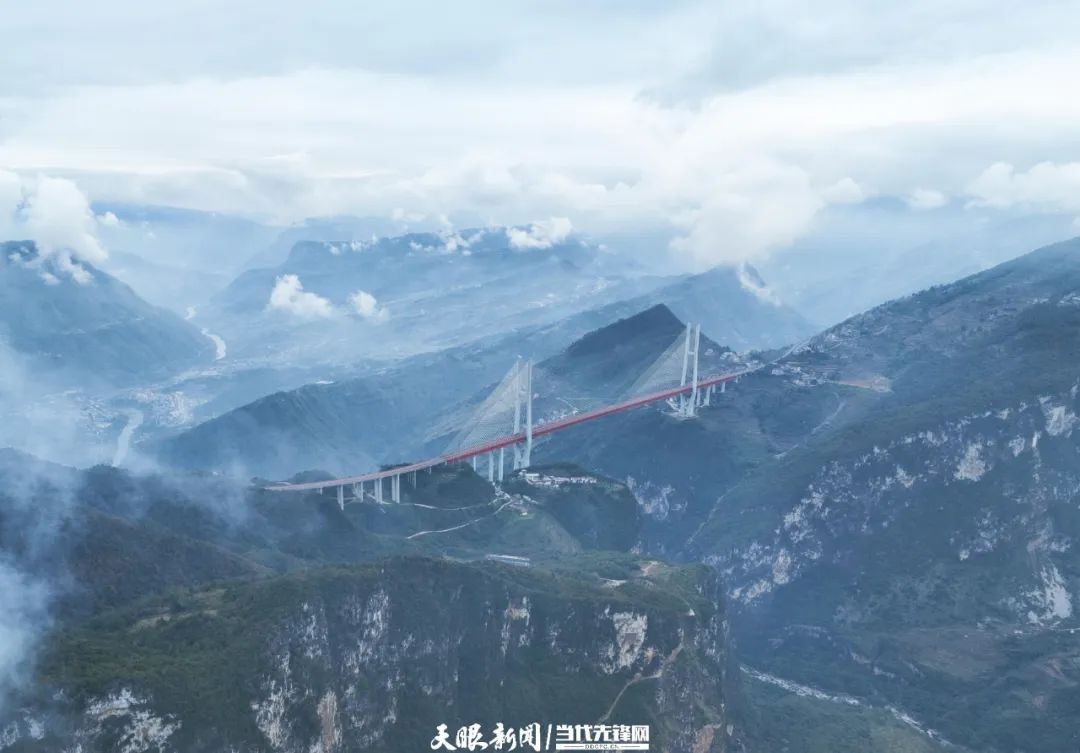 璐靛窞鐗傜墎姹熺壒澶фˉ鏂伴椈鑱旀挱,璐靛窞妗ユ绾綍鐗囪秺灞辨渤鐧婚檰澶