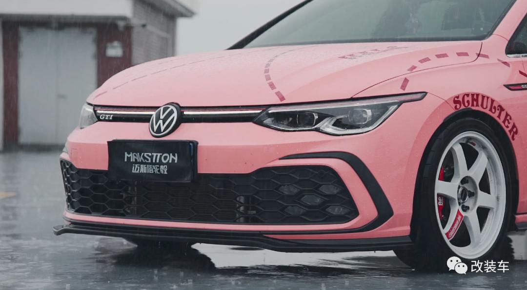 竞技走街范的大众8代高尔夫GTI，上午提车、下午改装