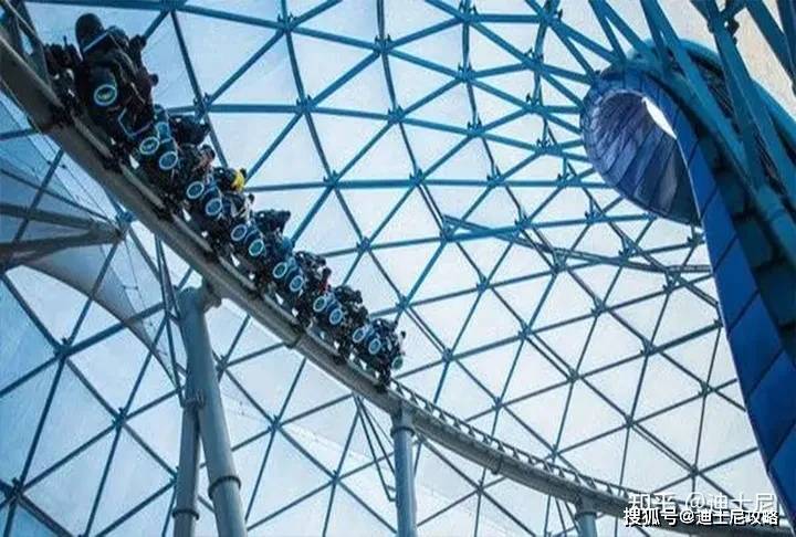 夏天少晒太阳，2023上海迪士尼详细攻略带娃、情侣、家庭出游必看