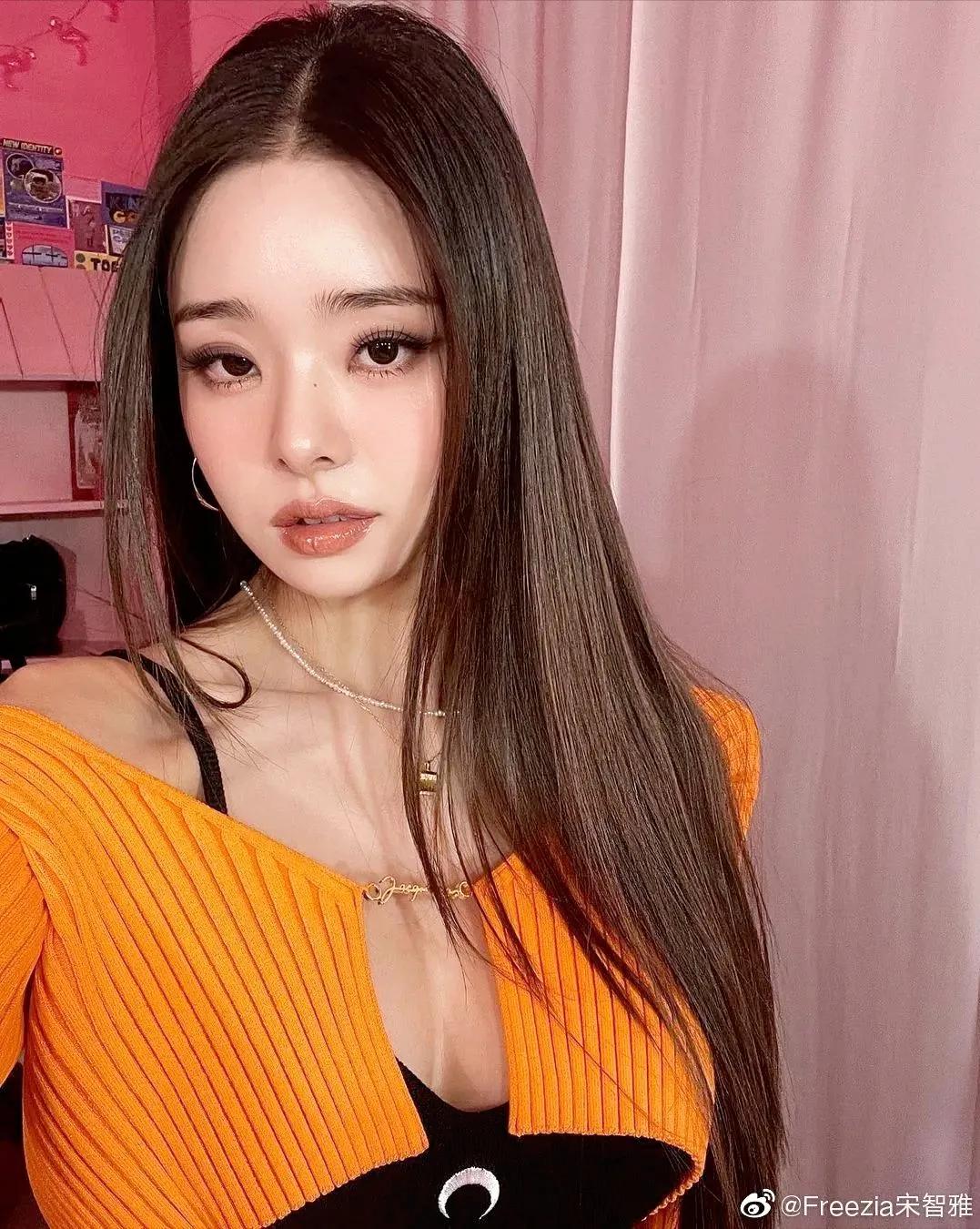 宋智雅是韩国的网红吗 (宋智雅穿的哪些衣服是假货)