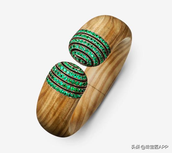 化朽木为神奇？比彩宝还高级？6大品牌25款木质珠宝，惊艳全场