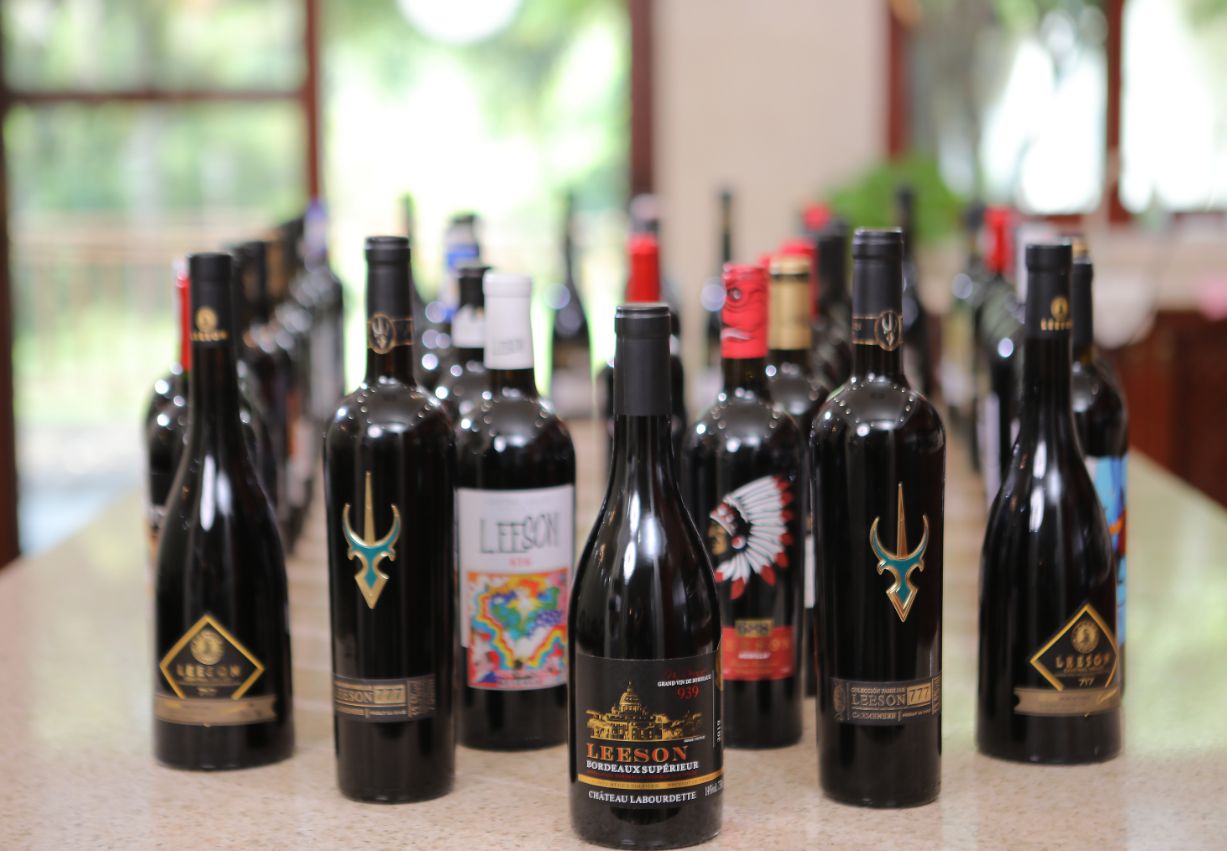 怎么挑选葡萄酒杯,葡萄酒杯最好牌子