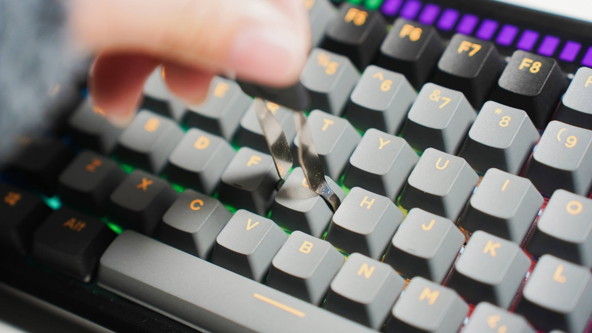 达尔优a84pro顶级外设,达尔优a84pro透明键帽测评