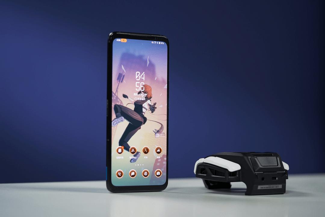 不知道是选择iphone还是选择安卓,现在建议换苹果还是安卓