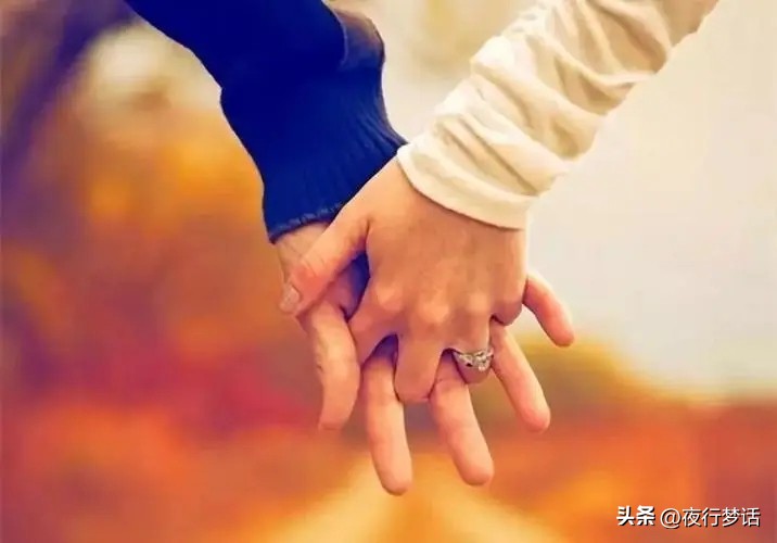 给男朋友点外卖结果忘了点饭了,偷偷给男朋友点外卖为啥他会生气