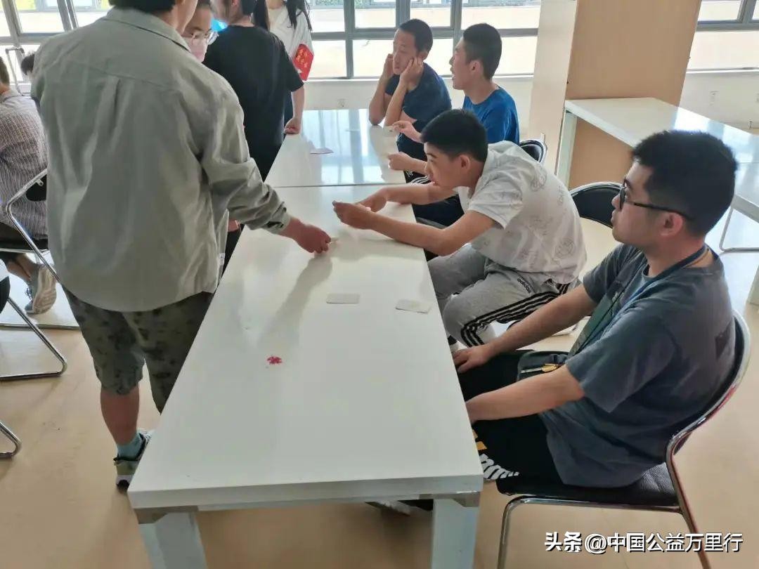 五行辨疾恙,七彩绘流光