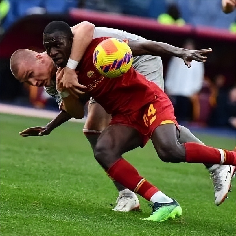 一球成名贝克汉姆,一球成名贝克汉姆齐达内