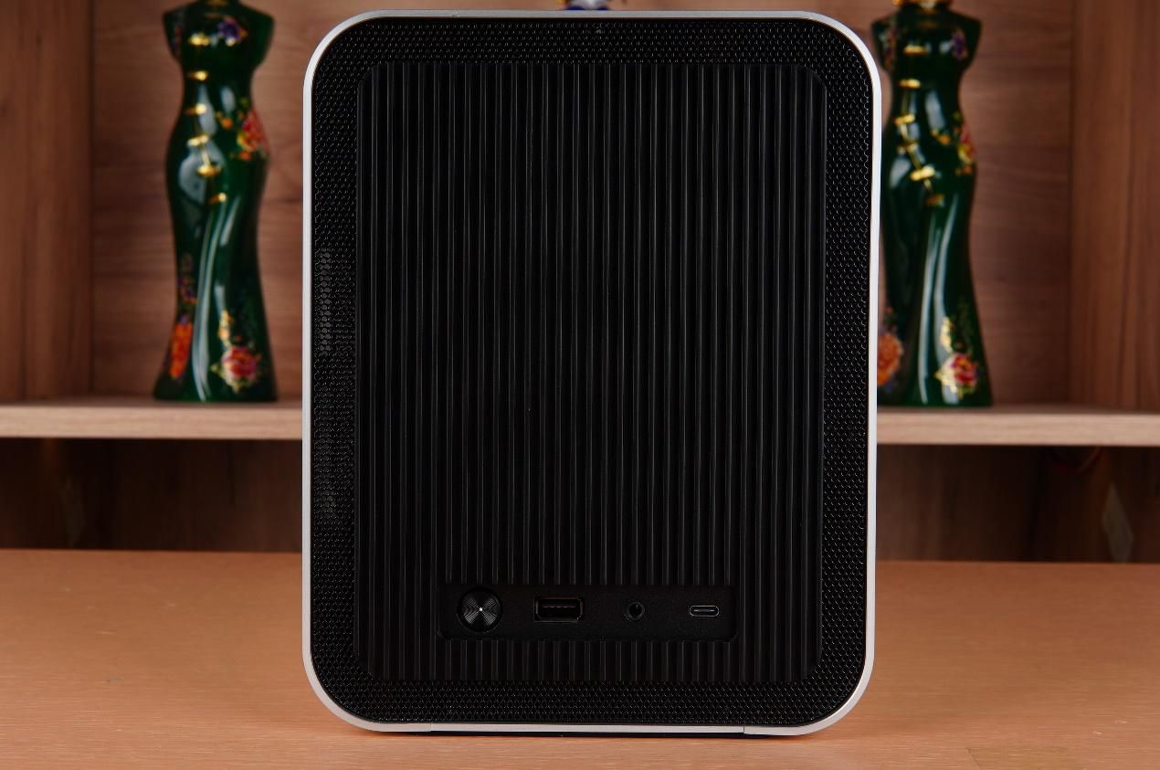 乔思伯v11主机配置推荐,乔思伯v11和v8机箱