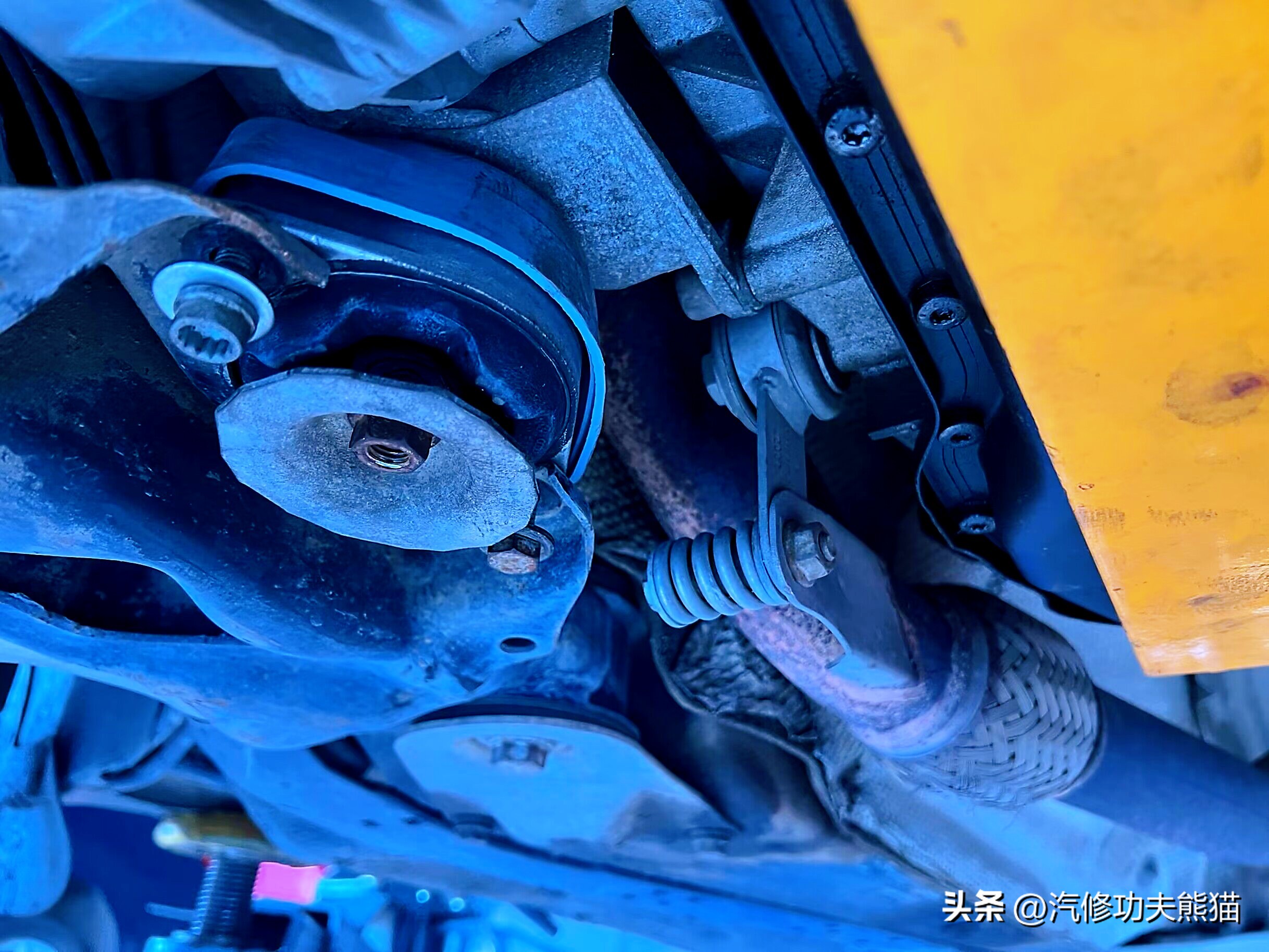 老帕萨特领驭自动挡大修,老帕萨特领驭报废