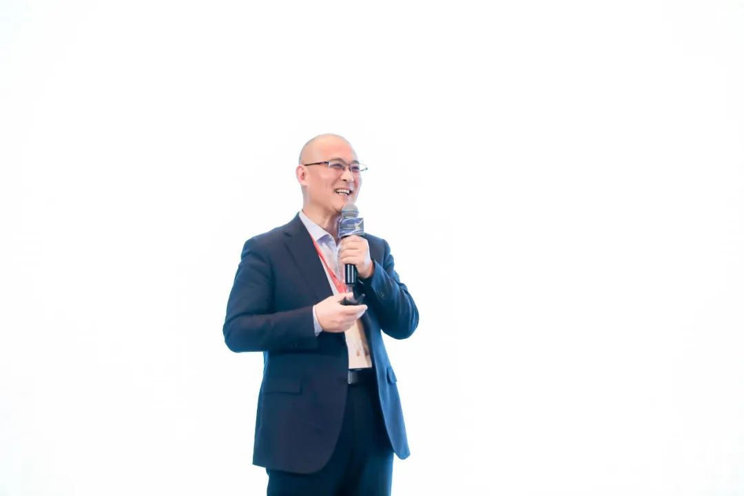 浼犵Η鐩存挱,鎵庢牴绾夸笅