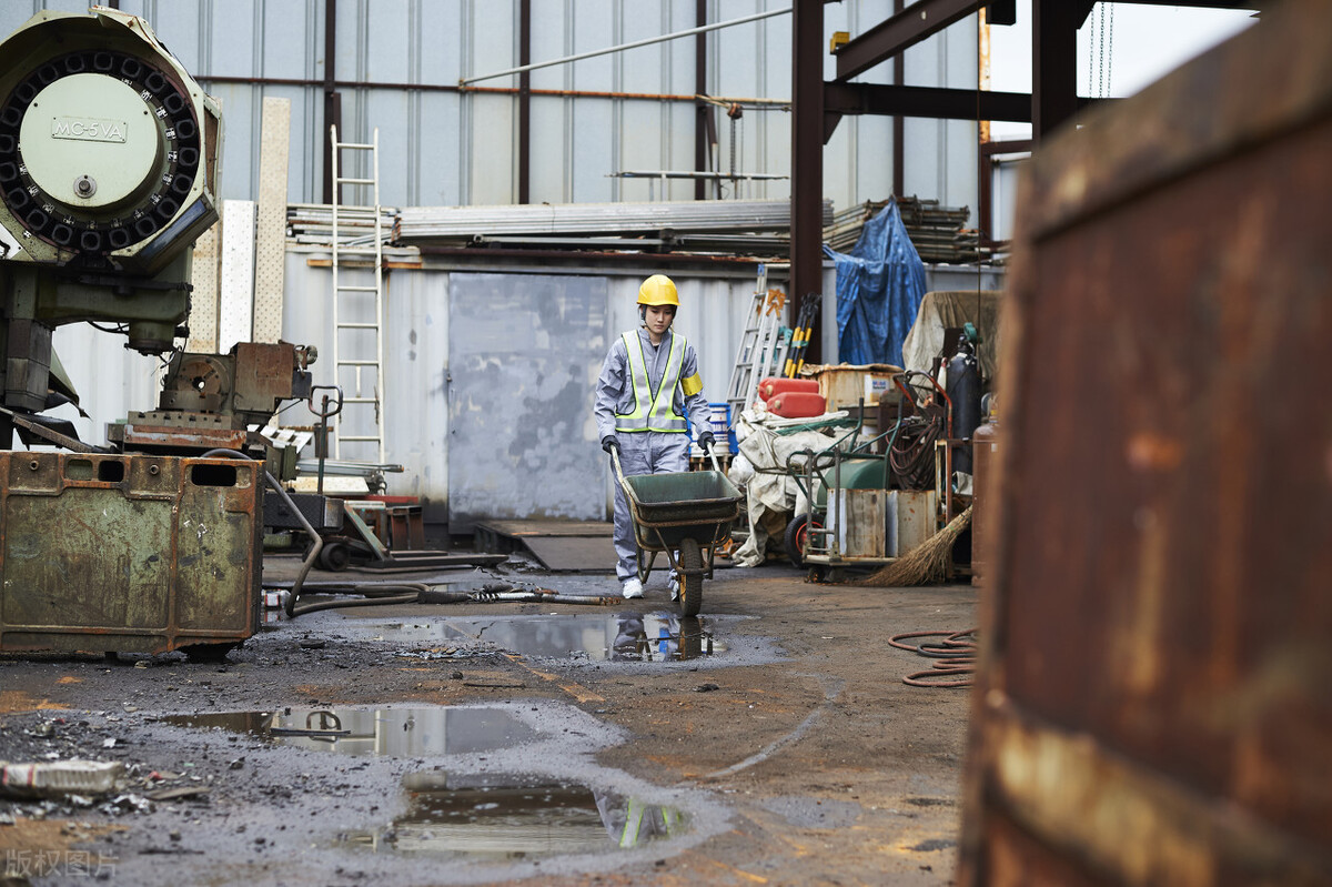 高中毕业30岁学什么技术最有前途,40岁宝妈学什么技术比较有前途