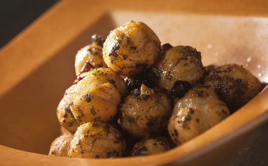 夏天最爱吃的美食,贵州酸汤火锅去哪吃最正宗