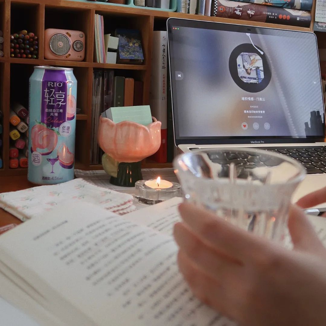 普通人如何做业余写作月入2万,写作赚钱副业怎么做