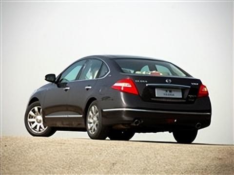 有颗强大心脏评全新日产天籁,日产天籁2021款2.0舒适版测试视频