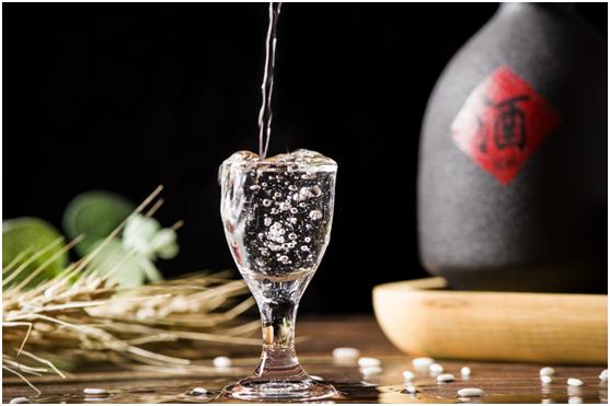 一喝酒脸就红的人为什么要远离,一喝酒脸就红的人酒喝多了