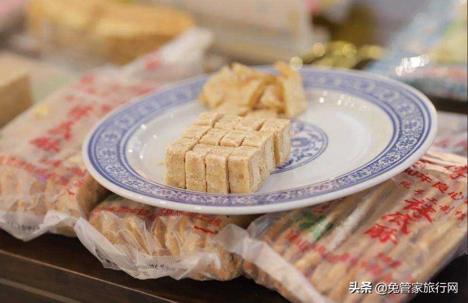 中国第一水乡周庄石碑,中国第一水乡是乌镇还是周庄