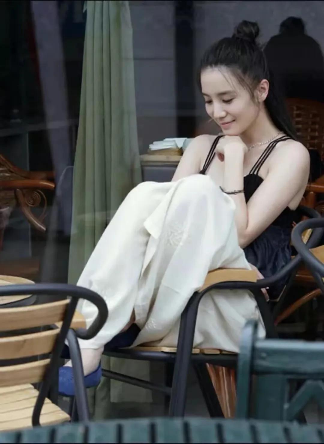 人间世殷桃宋佳谁是女一号,人世间宋佳和殷桃谁是女主