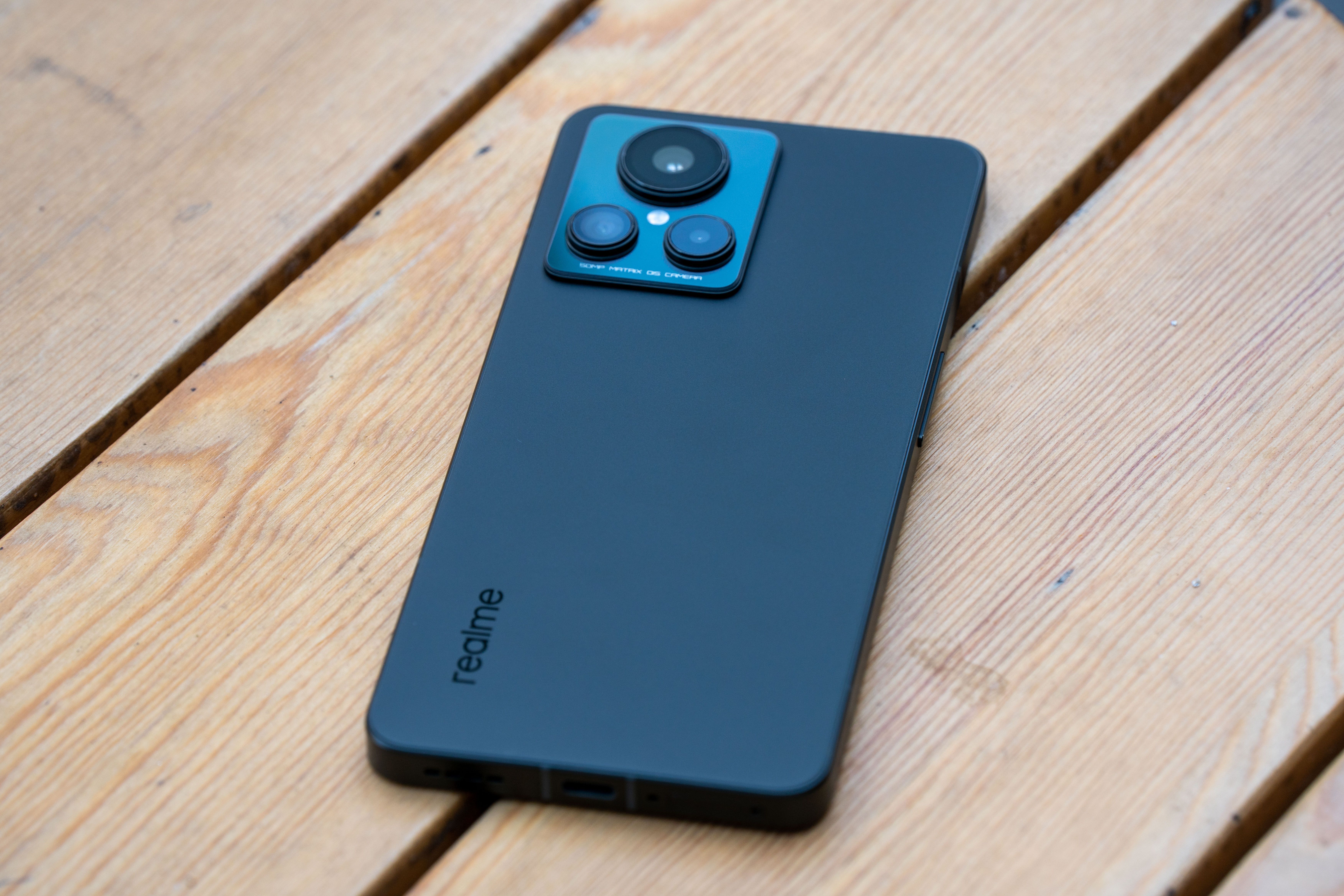 gt2大师探索版和什么手机对比,大师探索版gt2手机测评