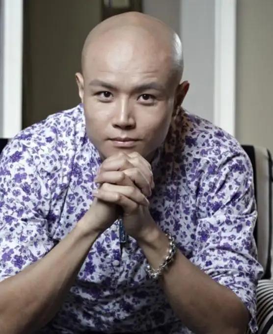 乐嘉为什么变成现在这个样子,跌下神坛的乐嘉真的落魄了吗